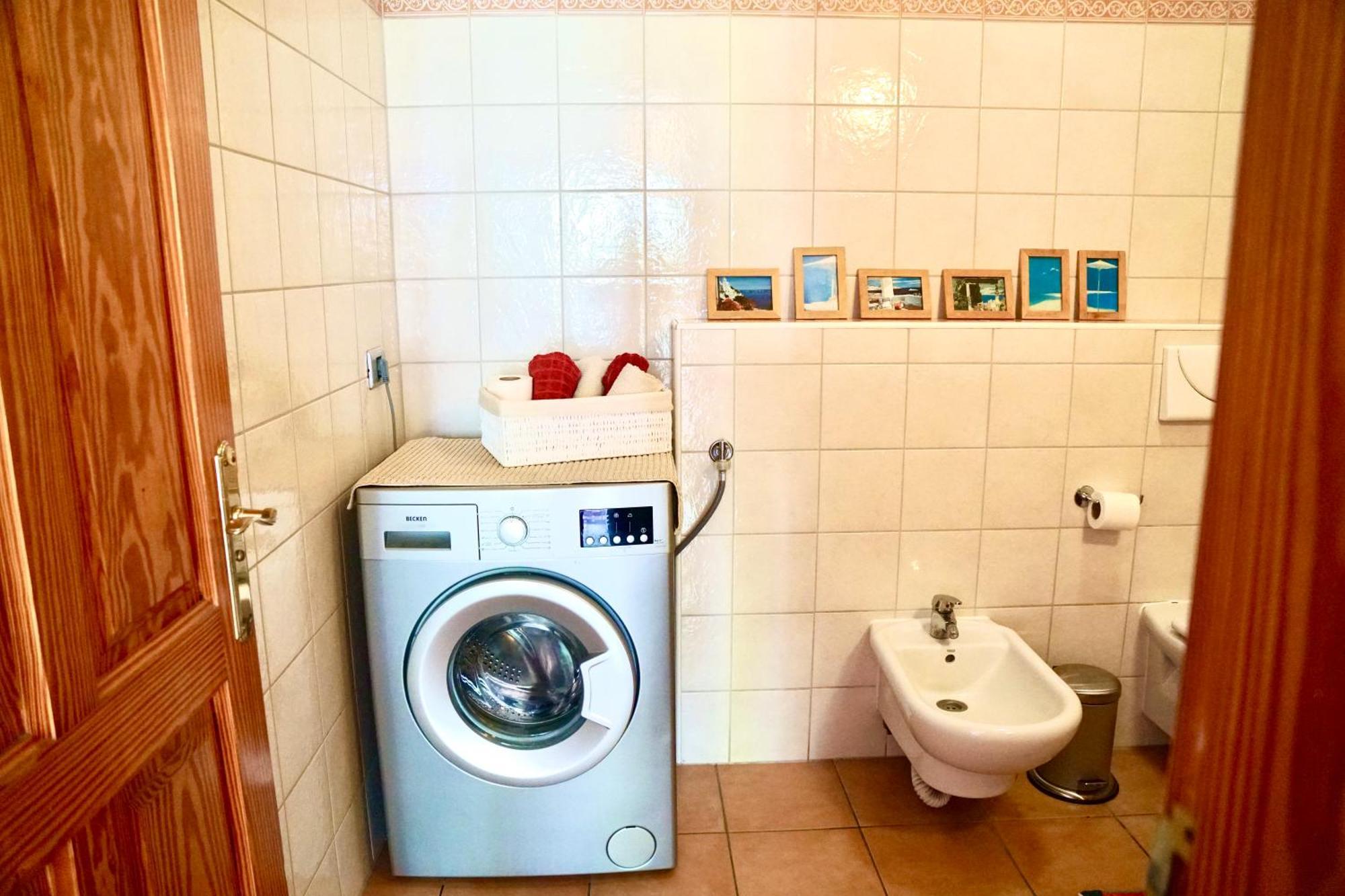 Casa Blanca , Nahe Am Strand , Wifi Frei Guia de Isora  Luaran gambar